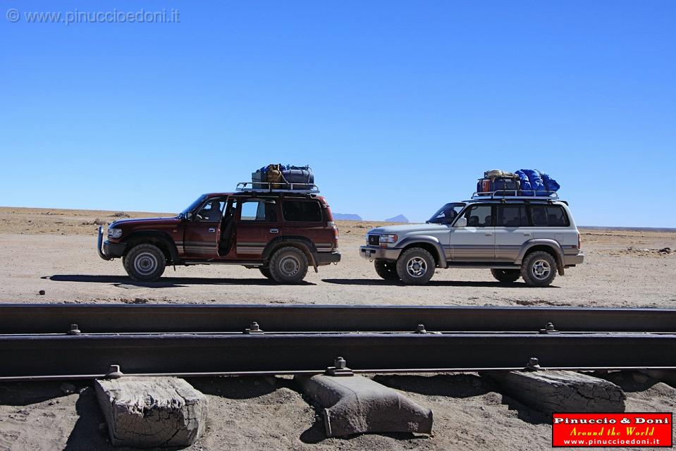 BOLIVIA - Uyuni - Cimitero delle locomotive - 09.jpg